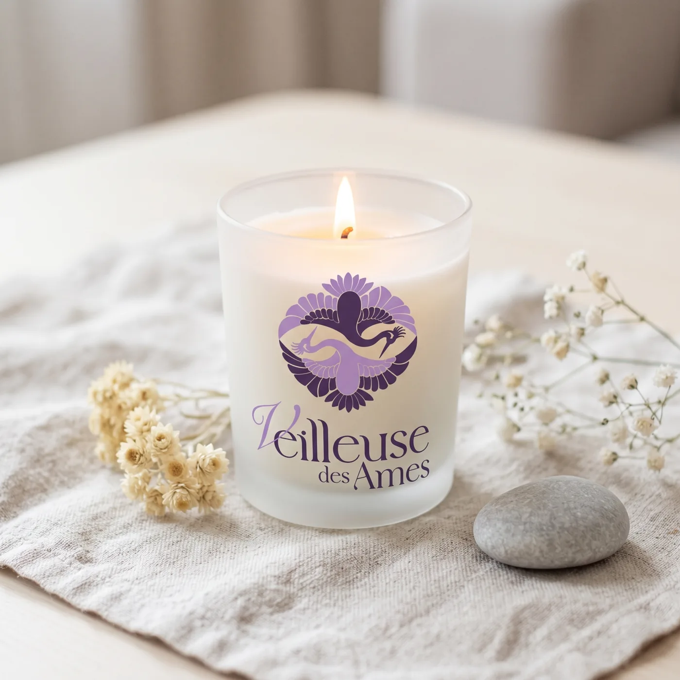 Bougie Veilleuse des Âmes allumée